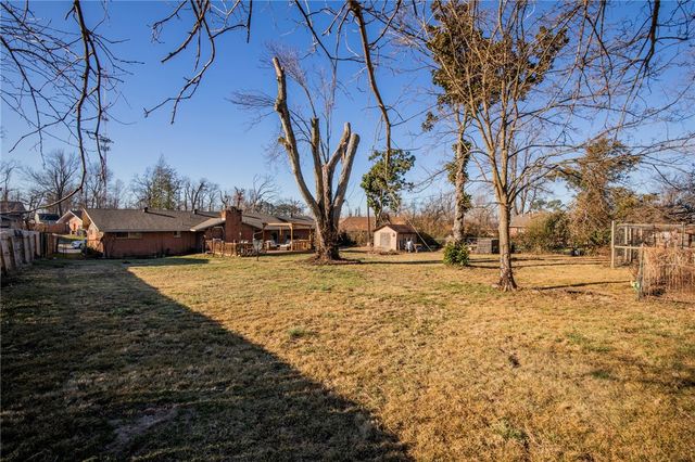 1305 W Birch Drive, Rogers, AR 72758