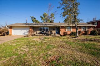 1305 W Birch Drive, Rogers, AR 72758