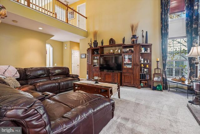 8090 PAPER BIRCH DR, Lorton, VA 22079