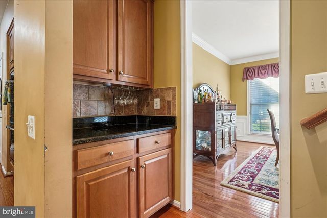 8090 PAPER BIRCH DR, Lorton, VA 22079