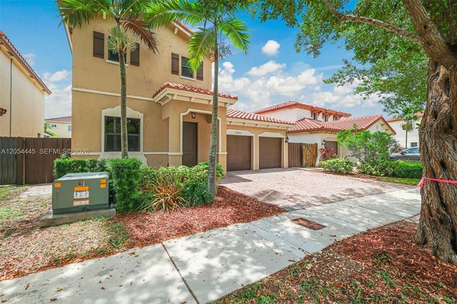 17670 SW 154th Pl, Miami, FL 33187