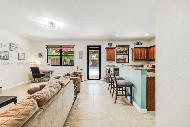 17670 SW 154th Pl, Miami, FL 33187