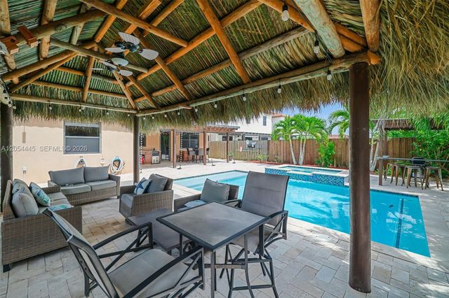 17670 SW 154th Pl, Miami, FL 33187