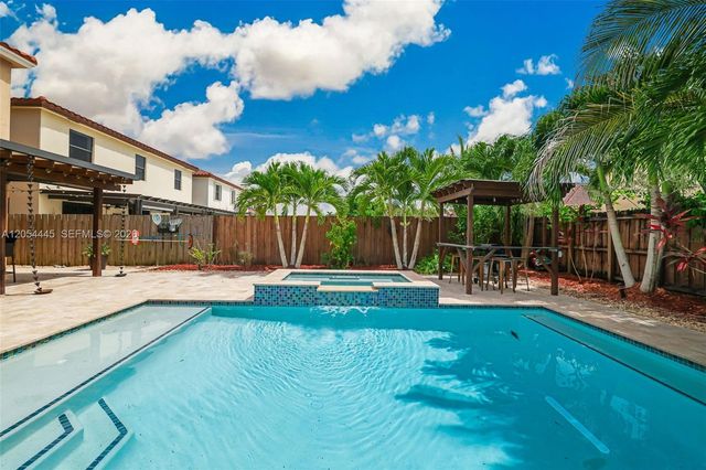 17670 SW 154th Pl, Miami, FL 33187