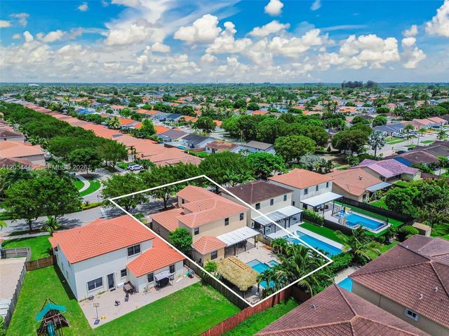 17670 SW 154th Pl, Miami, FL 33187