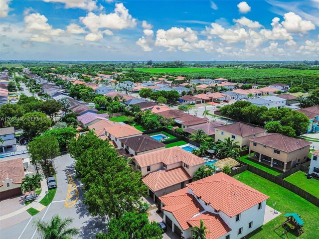 17670 SW 154th Pl, Miami, FL 33187