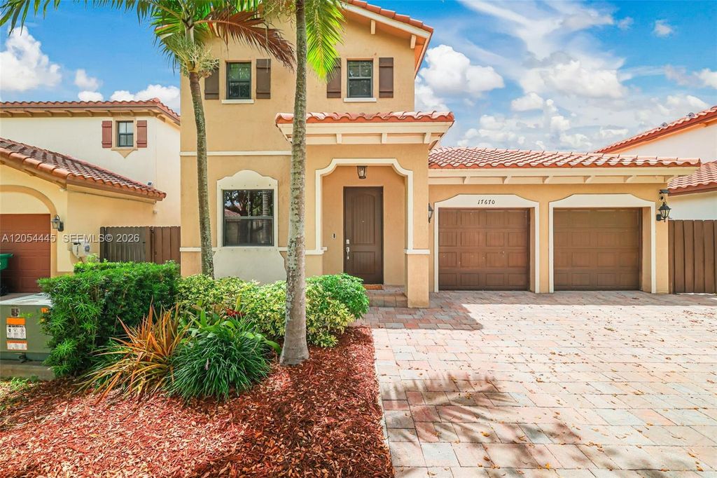 17670 SW 154th Pl, Miami, FL 33187