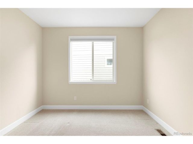 15950 Buffalo Run Dr, Commerce City, CO 80022