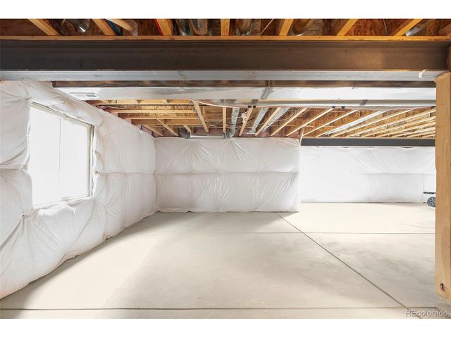 15950 Buffalo Run Dr, Commerce City, CO 80022