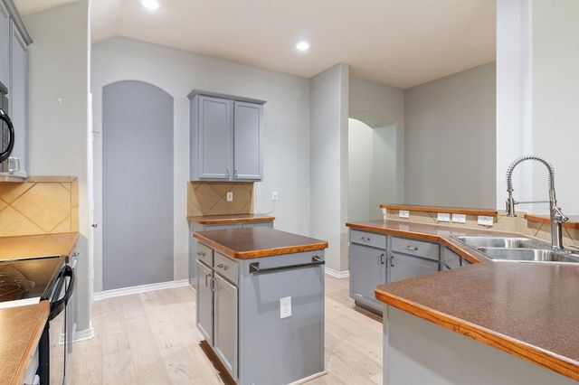 1340 Constance Drive, Fort Worth, TX 76131