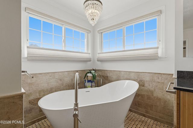 4521 S Countrylane Road, Millcreek, UT 84117
