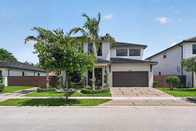 9023 NW 161ST Terrace, Miami Lakes, FL 33018