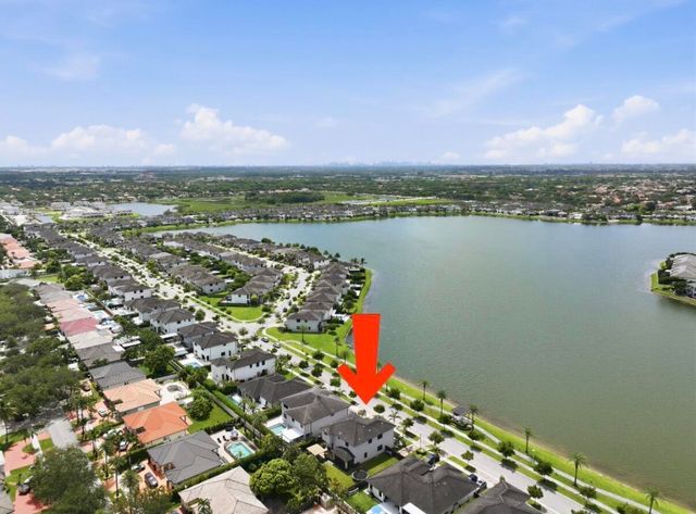 9023 NW 161ST Terrace, Miami Lakes, FL 33018