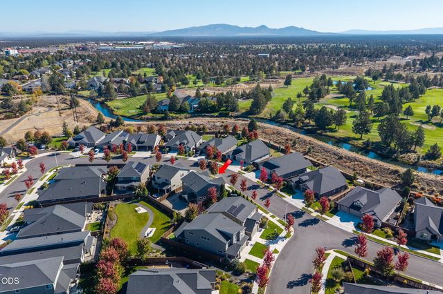 4395 SW 36th Street, Redmond, OR 97756