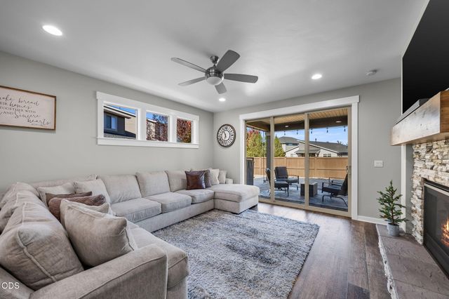 4395 SW 36th Street, Redmond, OR 97756