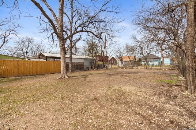 819 Rivas, San Antonio, TX 78207