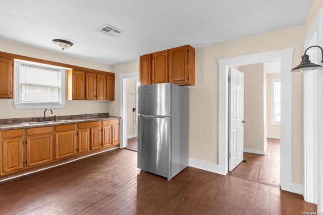 819 Rivas, San Antonio, TX 78207