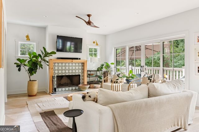 785 Martina Drive, Atlanta, GA 30305