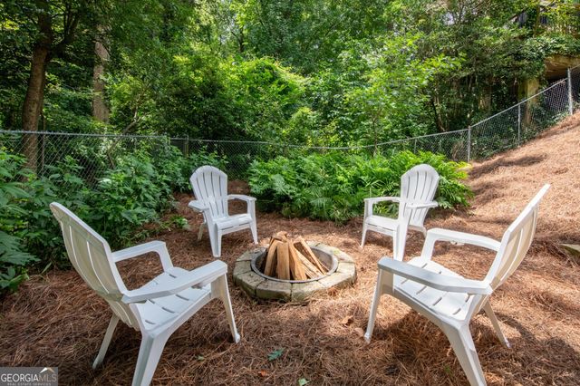 785 Martina Drive, Atlanta, GA 30305