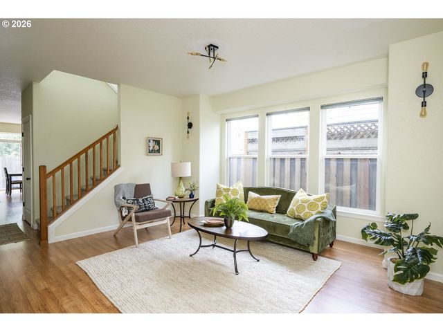 7921 Se 45TH Ave, Portland, OR 97206