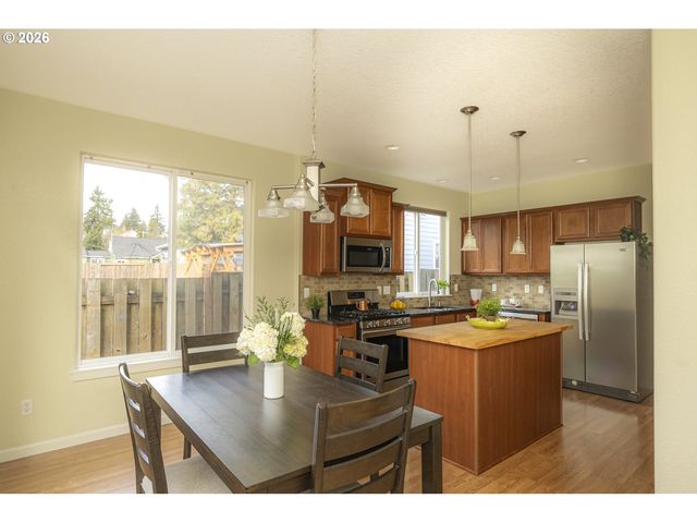 7921 Se 45TH Ave, Portland, OR 97206