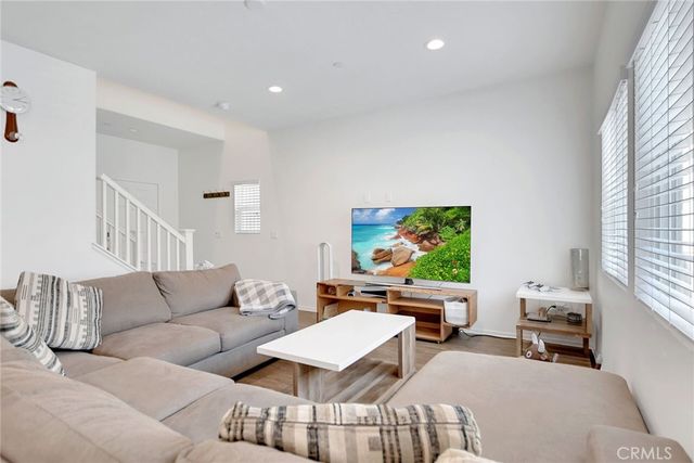 24242 Hazelnut, Murrieta, CA 92562