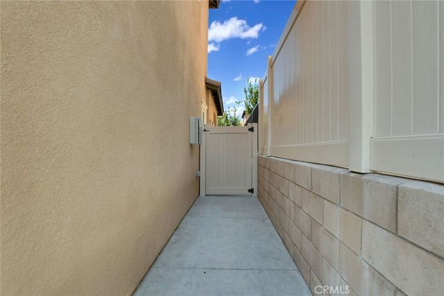 24242 Hazelnut, Murrieta, CA 92562