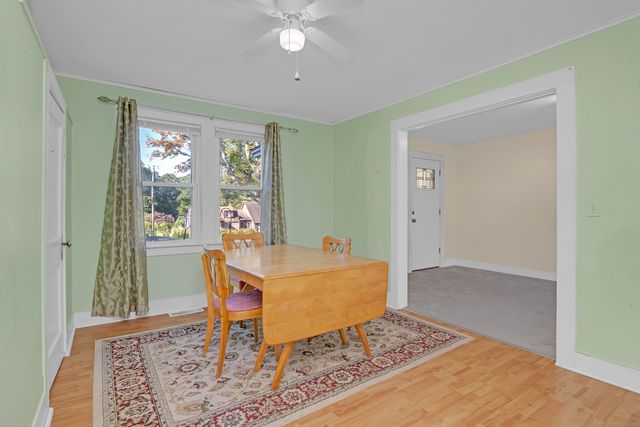 46 Chestnut Hill Road, East Hampton, CT 06424