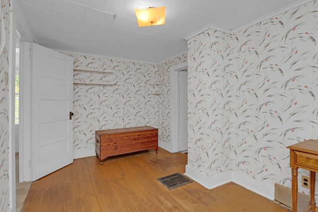 46 Chestnut Hill Road, East Hampton, CT 06424