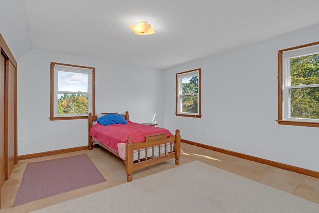 46 Chestnut Hill Road, East Hampton, CT 06424