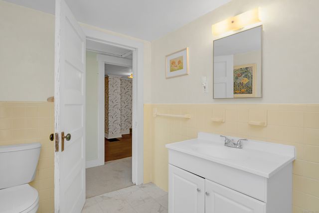 46 Chestnut Hill Road, East Hampton, CT 06424