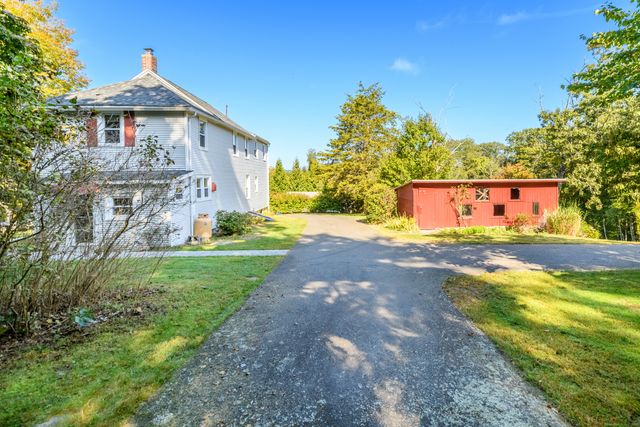 46 Chestnut Hill Road, East Hampton, CT 06424