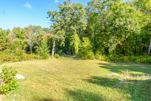 46 Chestnut Hill Road, East Hampton, CT 06424