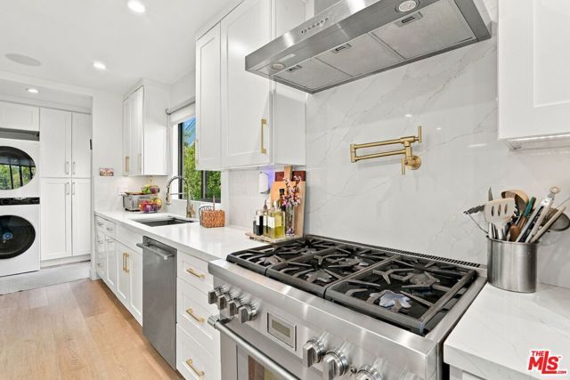 1633 S Wooster Street, Los Angeles, CA 90035