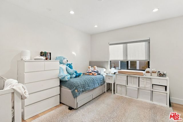 1633 S Wooster Street, Los Angeles, CA 90035