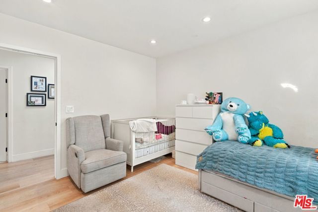 1633 S Wooster Street, Los Angeles, CA 90035
