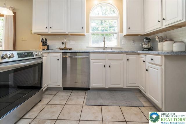 103 Terrace Drive, Chestnuthill Twp, PA 18353