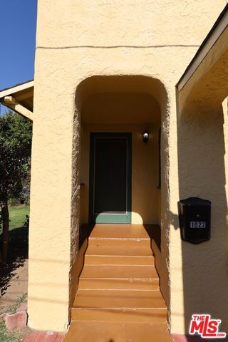 1022 S Fir Avenue, Inglewood, CA 90301