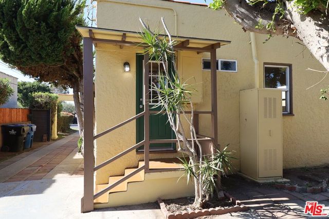 1022 S Fir Avenue, Inglewood, CA 90301