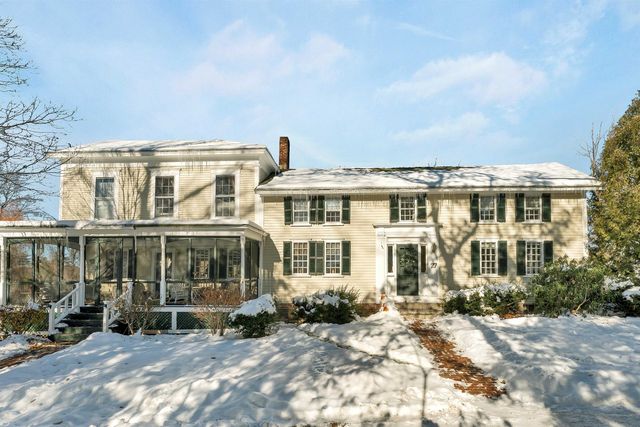 27 Wentworth Avenue, Laconia, NH 03246