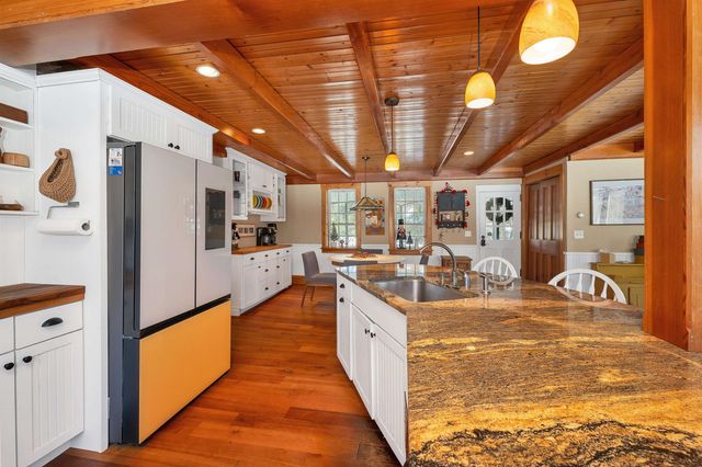 27 Wentworth Avenue, Laconia, NH 03246