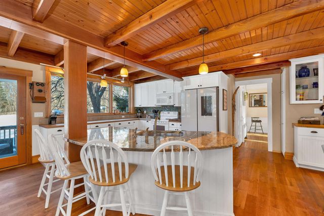 27 Wentworth Avenue, Laconia, NH 03246