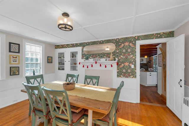 27 Wentworth Avenue, Laconia, NH 03246