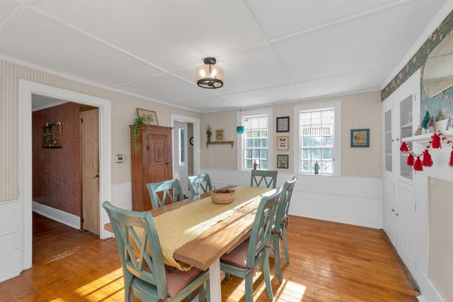 27 Wentworth Avenue, Laconia, NH 03246