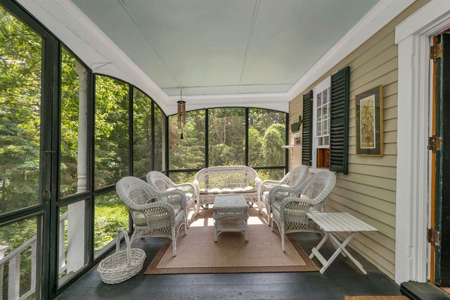 27 Wentworth Avenue, Laconia, NH 03246