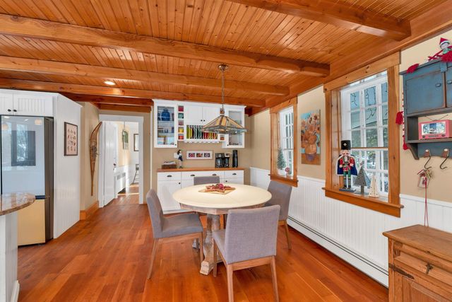 27 Wentworth Avenue, Laconia, NH 03246