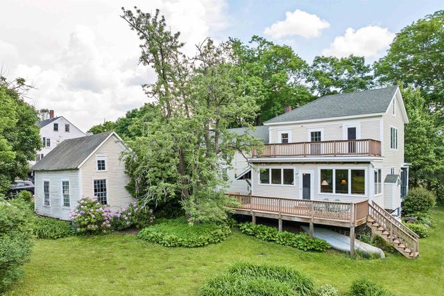 27 Wentworth Avenue, Laconia, NH 03246