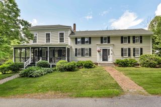 27 Wentworth Avenue, Laconia, NH 03246