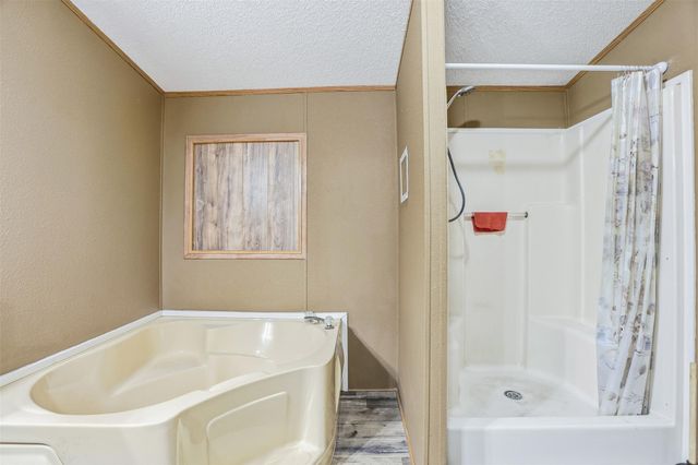 25 County Road 6022b, Dayton, TX 77535