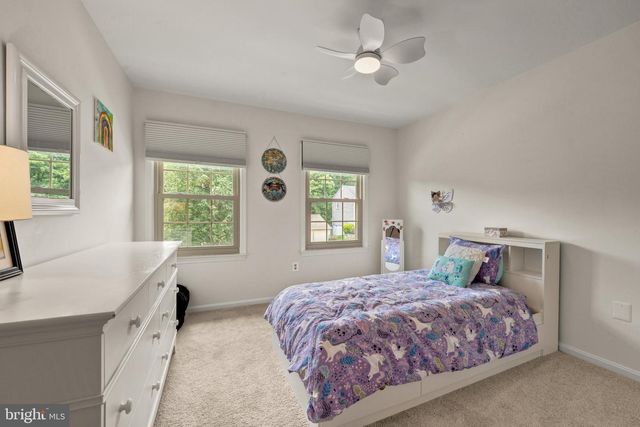 7409 SHADY PALM DR, Springfield, VA 22153